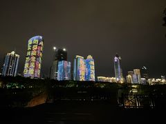 -万绿园