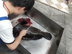 -潮信鱼头王(西环店)