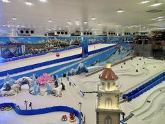 -长沙湘江冰雪世界