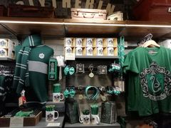 -九又四分之三站台哈利波特商店