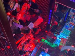 -路边边.炒菜烧烤.音乐餐厅(良乡长虹店)