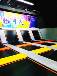 -蹦贝运动中心·蹦床·攀岩·闯关(龙岗店)