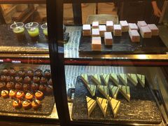 小蛋糕-火焰山自助烧烤涮石板烤肉(新华大街店)