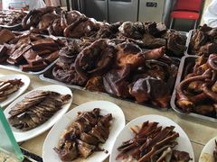 -万春卤菜(天乡后街步行街店)