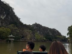 -星湖旅游景区七星岩