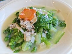 -荣誉海鲜酒楼(海湾店)