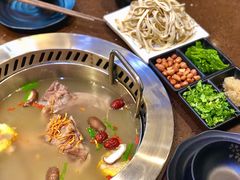 -阿二骨煲(新天地店)