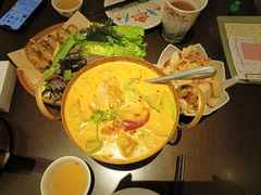 -大头虾越式风味餐厅(光明广场店)