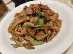 -凤凰楼酒家·粤宴点心(华强北店)