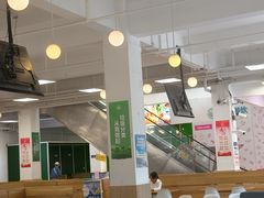 -同济大学本部学苑饮食广场