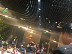等位区-范贤光鸡公煲(平乐园总店)