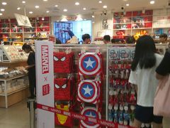-名创优品(广东东莞东城万达2店)