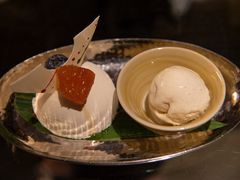 椰香杏子库利慕斯蛋糕-湖滨28中餐厅·西湖宴·杭州君悦酒店