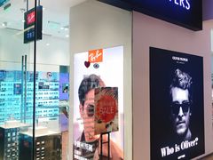 -LensCrafters亮视点·OAKLEY精选(静安嘉里中心店)