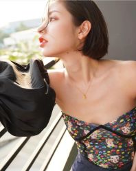 -东方美妍小鹏造型