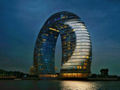 -湖州太湖旅游度假区-月亮广场