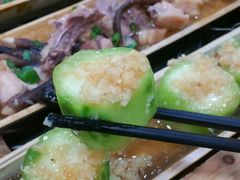 -胡须哥网红竹筒菜