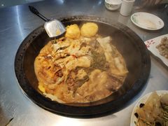 -屯老二农家铁锅炖·行业领军者(梅江店)