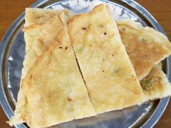 -鸿浩扒猪脚米线