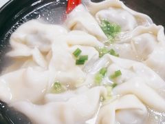 野生荠菜鲜肉小馄饨-食惠里小笼包面馆(越秀店)