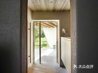 日式风格与中式风格在色彩运用上的区别