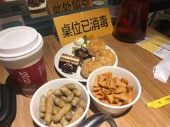 -小鱼小牛·鱼牛干锅·脆鱼火锅(世欧广场店)