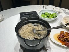 -梅花香里大酒店(郁金香路店)