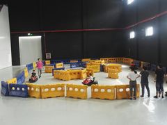 -嘿哟动霸CHUA·新潮玩运动娱乐中心·蹦床滑冰团建乐园
