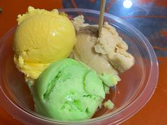 -古老冰山特色冰淇淋店(艾提尕尔店)