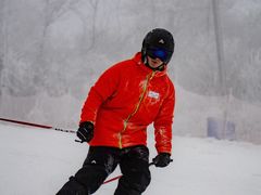 -鳌山滑雪度假区