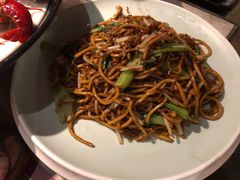 -沪小胖小龙虾(淮海中路旗舰店)