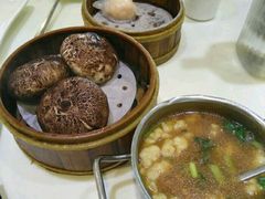 -圣河湾虾饺美食(站前店)
