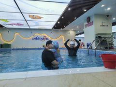 -嘻游纪儿童游泳课程中心(红博中央公园店)