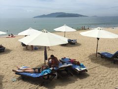 -芽庄日出海滩水疗酒店