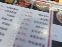 -红盔侠小龙虾(海宁银泰店)