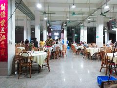 大堂-标记美食新鲜猪杂(兴南大道店)