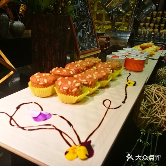 米兰全日制西餐厅