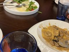 -卡佩罗意大利餐厅及酒吧Al Cappello Trattoria