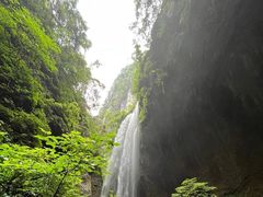 -龙水峡地缝景区