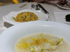 瑶柱高汤浸时令娃娃菜-广州塔晖粤轩中餐厅