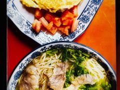 干切牛肉拉面加煎鸡蛋加西红柿-清真老马牛肉拉面馆(上海路店)