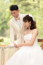 -雪中彩影婚纱摄影·微光艺术中心