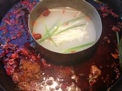 -渝涯重庆豆花老火锅(中赢国际店)