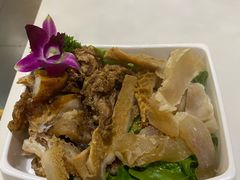 -三头牛·潮汕牛肉生蚝火锅 (夏湾店)