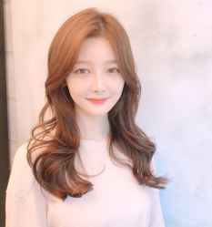 -AYO SALON