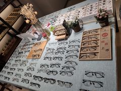 -肆兮眼镜·蔡司·徕卡战略合作店(大坪店)