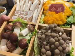 -廖掌柜·重庆鲜货火锅(上海首店)