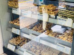 面包甜点陈列柜-上海哈尔滨食品厂(淮海中路店)