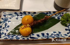 Braised Pig Trotter with Sauce