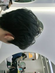 -MOVAN  HAIR莫凡匠人发型屋